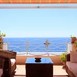 Teste Di Moro Capri