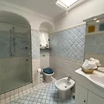 Teste Di Moro Villa *