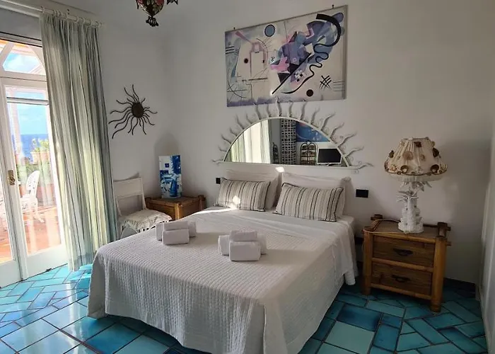 Villa Teste Di Moro